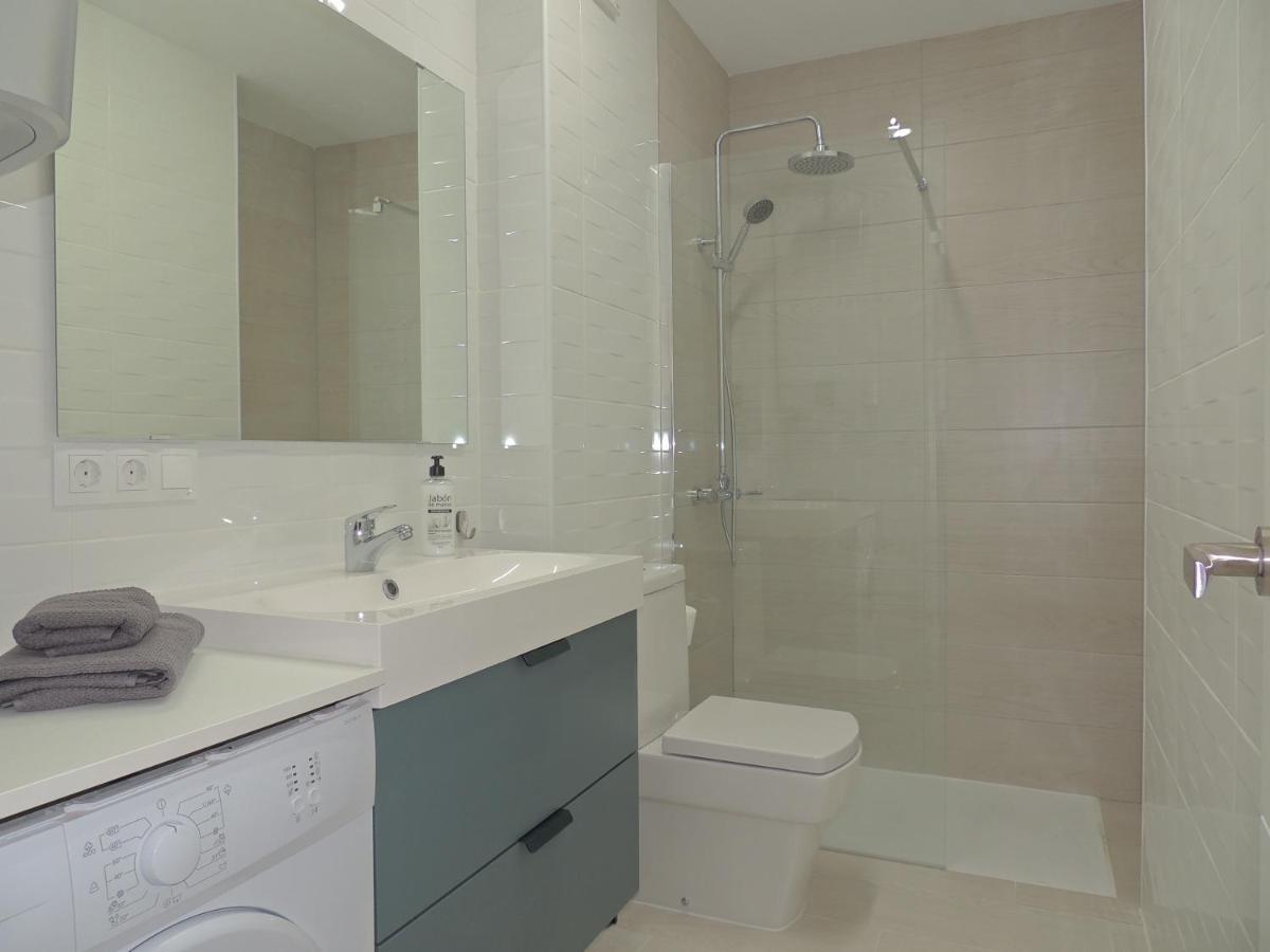 Puertosol 101: Beachfront Retreat with Sea Views Benalmadena Exterior photo